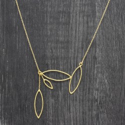 Brass Gold Plated Metal Pendant Necklaces- A1N-8423
